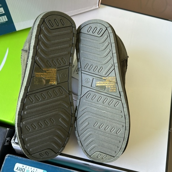 ARIZONA JEAN CO WINTER BOOTS - Picture 3 of 5